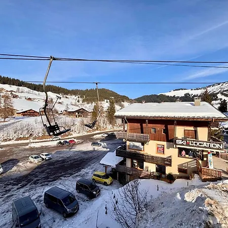 Apartment Cosy Au Pied Des Pistes, 4 Pers, Balcon - Fr-1-505-238